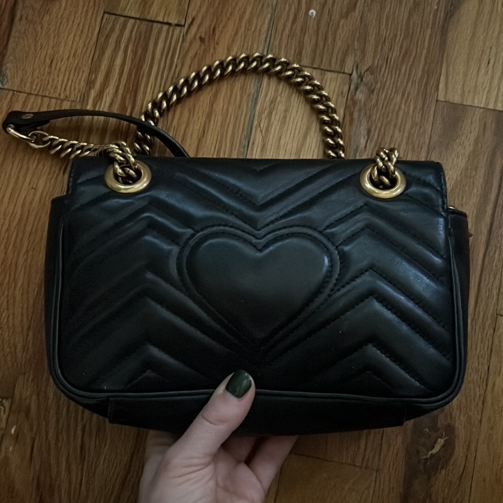 100% authentic Gucci marmont black leather handbag with gold chain hardware - Picture 12 of 15